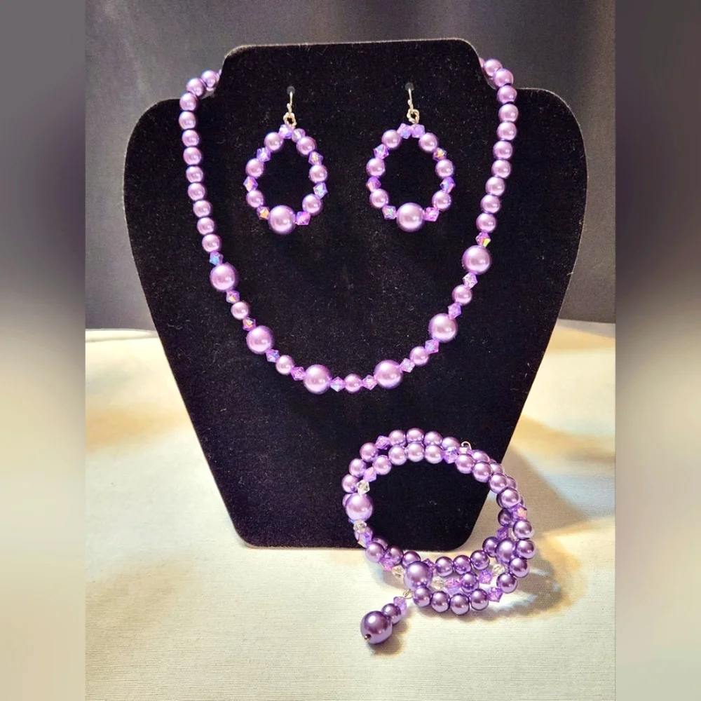 “SOLD” Hand Crafted Elegant Purple Jewelry Set Necklace Wrap Bracelet Earrings - Picture 1 of 6